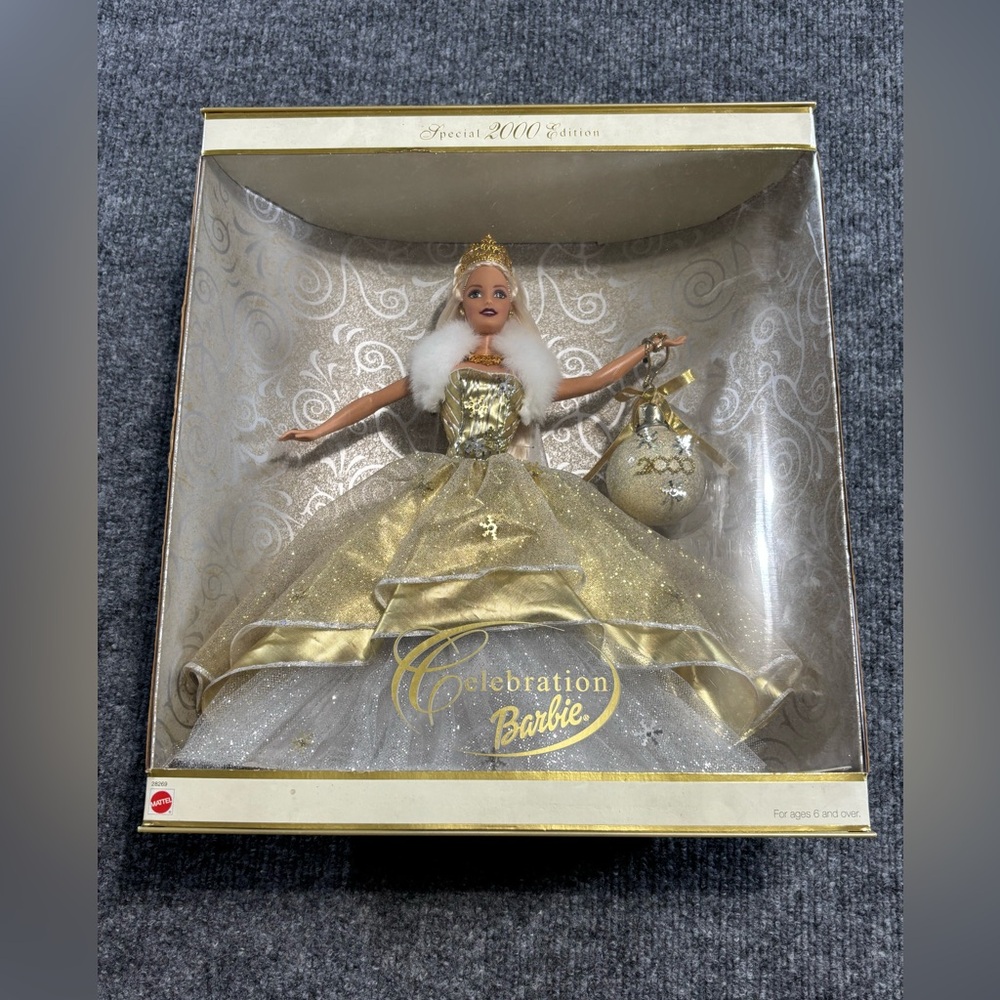 Barbie Special Edition with Gold Crown 2000 edition
